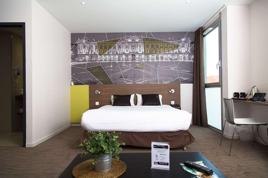 Brit Hotel Toulouse Colomiers - L'Esplanade Zimmer foto
