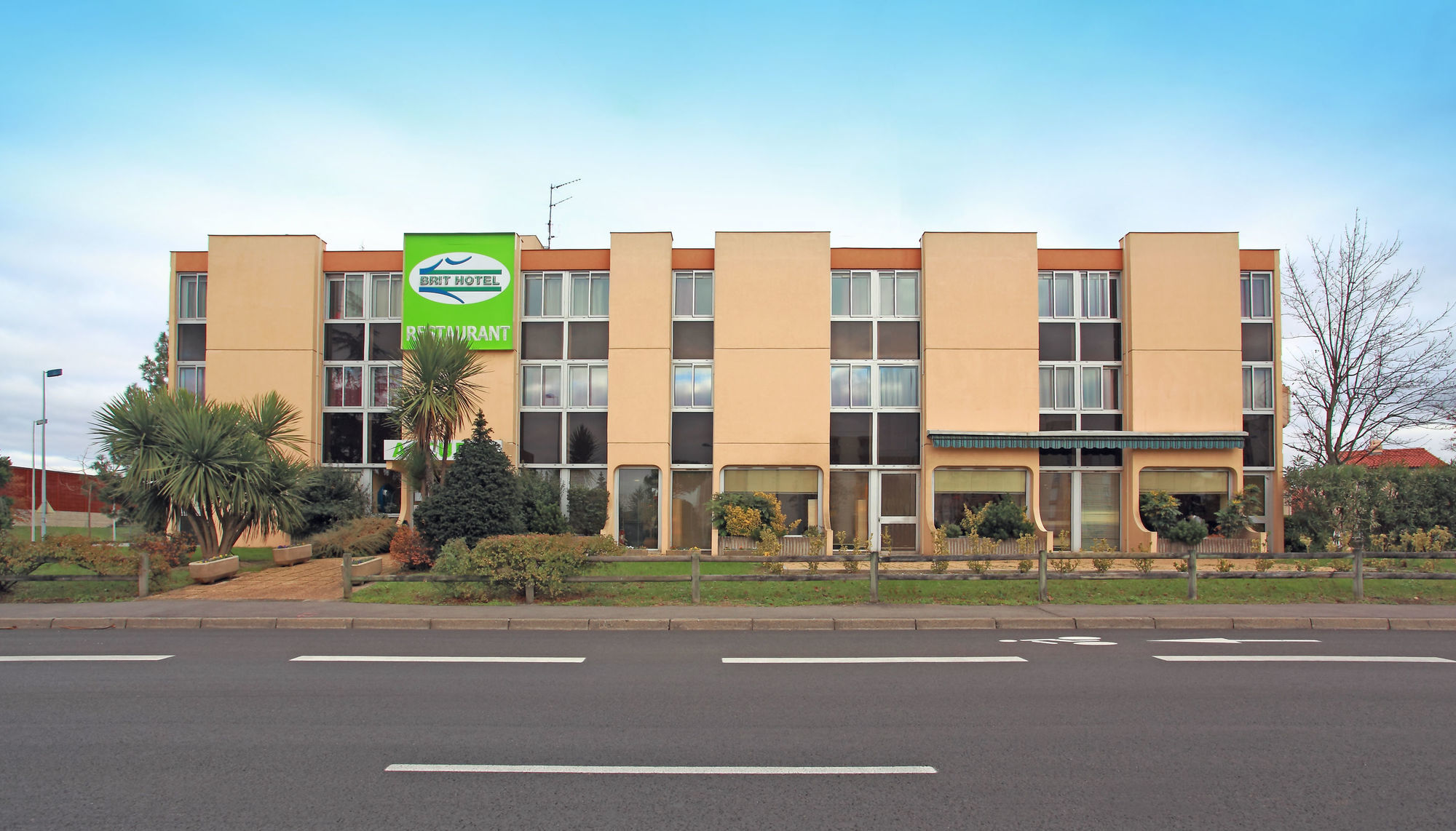 Brit Hotel Toulouse Colomiers - L'Esplanade Exterior foto